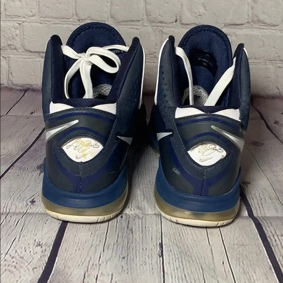 Nike lebron 8 V/2 Yankees Sneakers